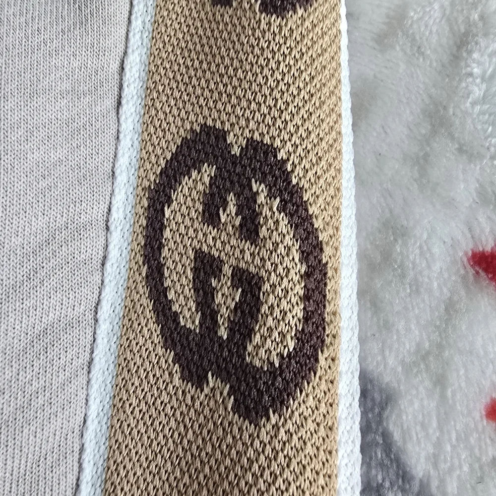 Gucci Side Double Globo Beige Shorts.